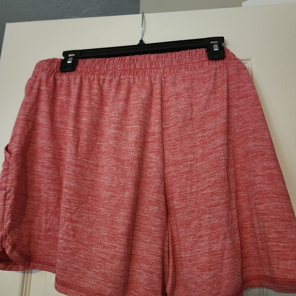 Bundle of 2 St. Johns Bay Athletic Women's Shorts 5 Inch Inseam - Picture 7 of 9